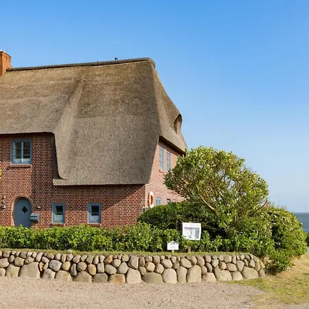 Holiday home Erika List